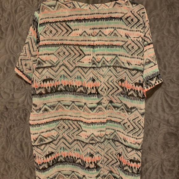 Women’s top - Picture 2 of 2